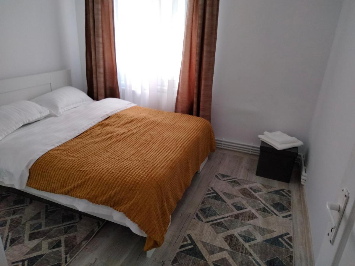 Апартаменты Bulevard Apartament Алба-Юлия Экстерьер фото